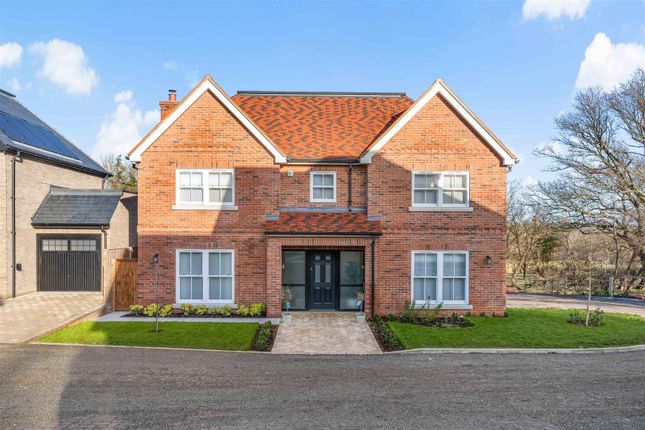 Plot 2, Oakbourne, Andrews Lane, Goffs Oak photo 4