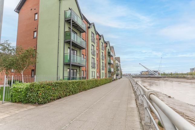 Flat 8, The Bramante Copper Dome Mews, Newport photo 4