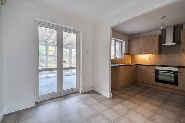 9, Trenouth Close, Liskeard photo 4