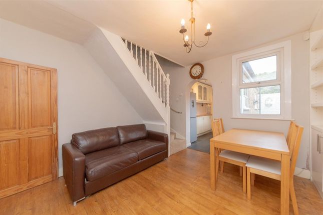 5 Burroughs Gardens, London photo 3