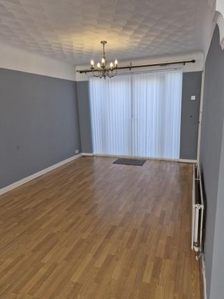 91, Eastway, Liverpool photo 5