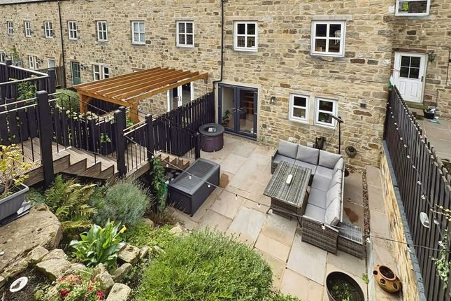 16, Waterwheel Lane, Keighley photo 4