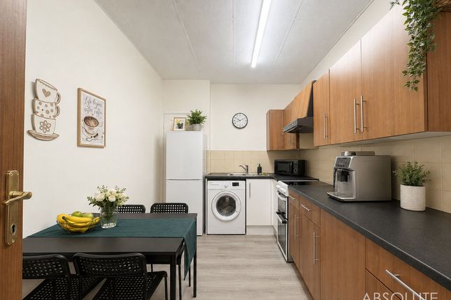 Flat 1a, 8 Great Headland Road, Paignton photo 4