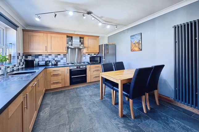 29, Ashtree Drive, Selby photo 2