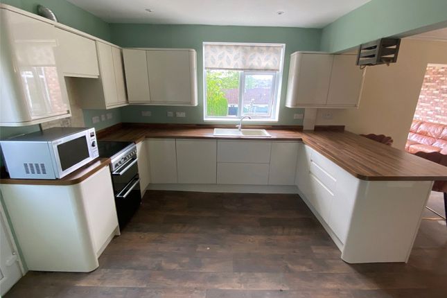 3, Queens Avenue, Cheshire photo 2