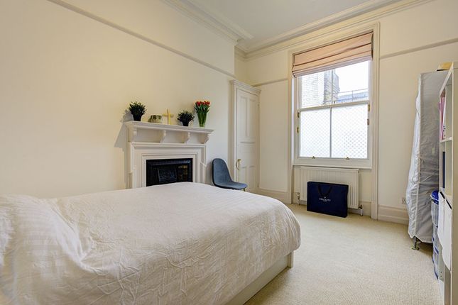 Flat for sale in Morpeth Mansions, Morpeth Terrace, London