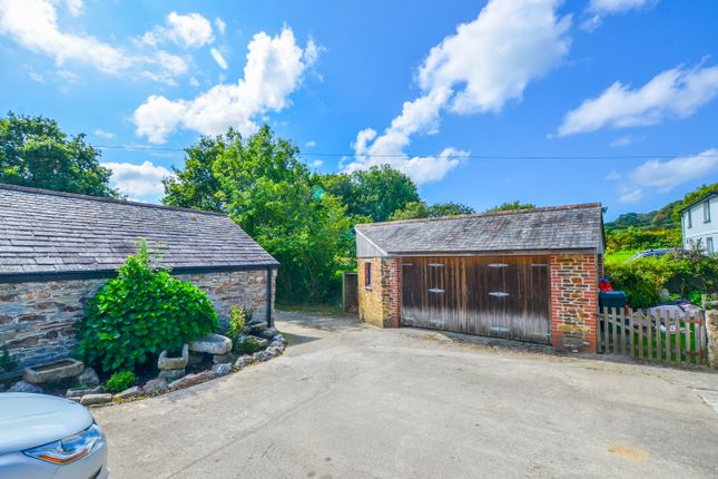 Tollgate Barn, Lostwithiel photo 3