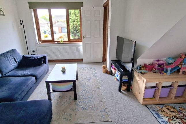 3 Fair Oakes, Haverfordwest photo 3