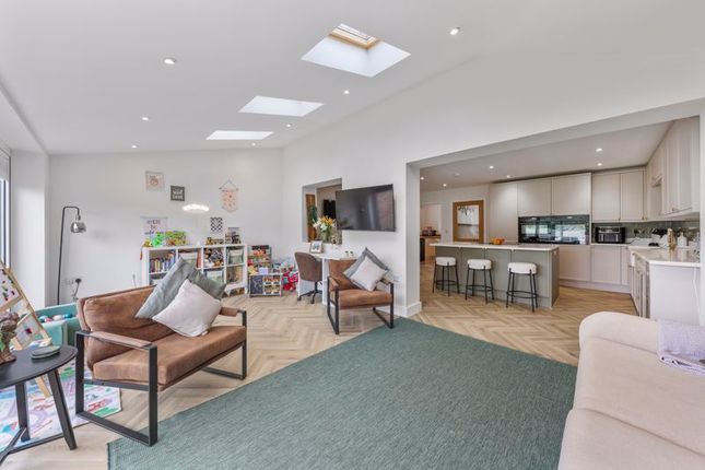 Family-Room