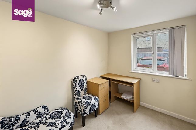 37a, Coed Celynen Drive, Abercarn Newport photo 4