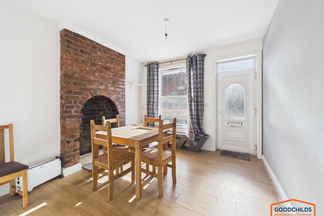 24 Brownhills Road, Walsall photo 2