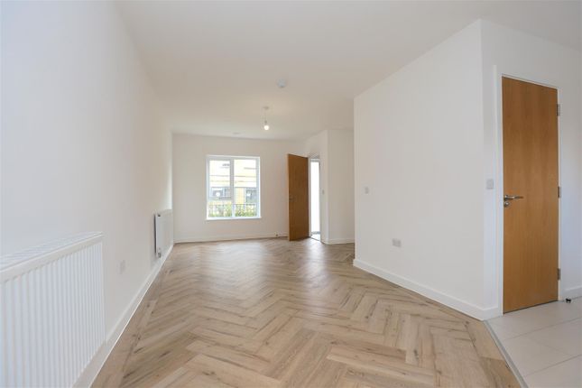 5, Cheadle Mews, Bolton photo 4