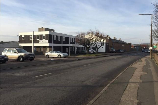 Office to let in Corngreaves Road, Cradley Heath