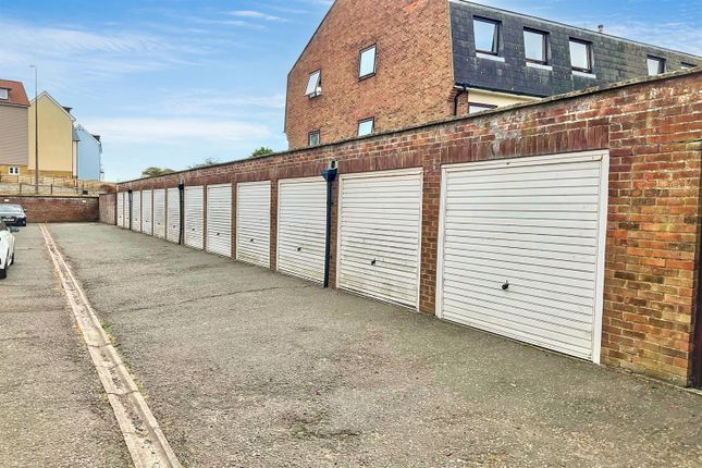 1, Dunlin Court, Cedar Crescent, St. Marys Bay, Romney Marsh photo 4