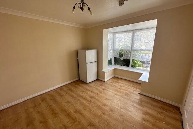 55 Mayflower road, Grays photo 3