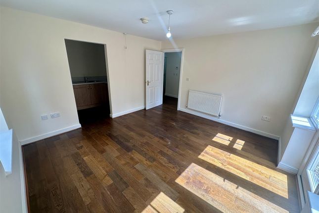 10, Stokes Mews, Newent photo 5