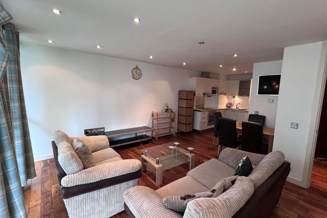 Flat for sale in The Edge, Clowes Street, Salford Riverside