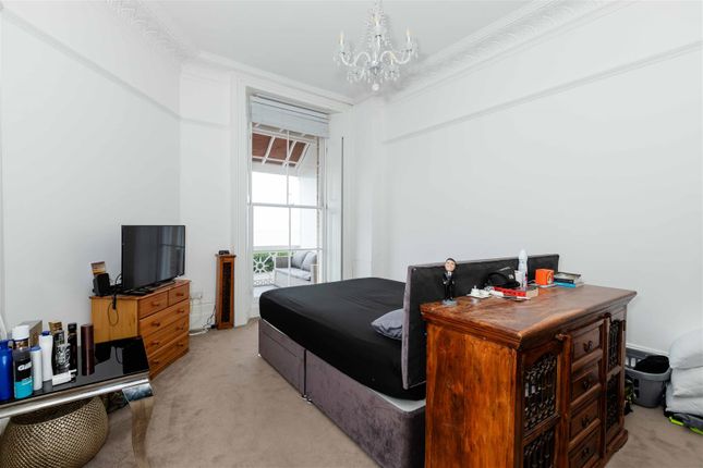 Thumbnail Property to rent in Heene Terrace, Worthing