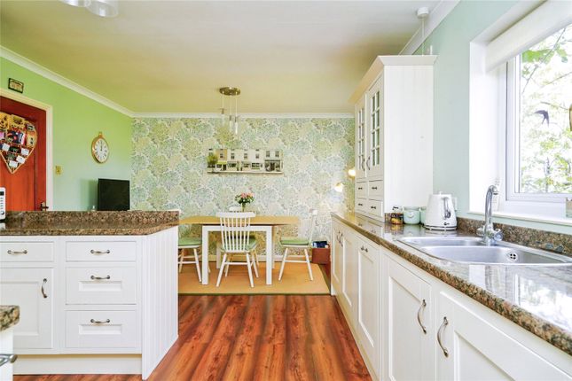 7, Orchard Bank, Cheltenham photo 4