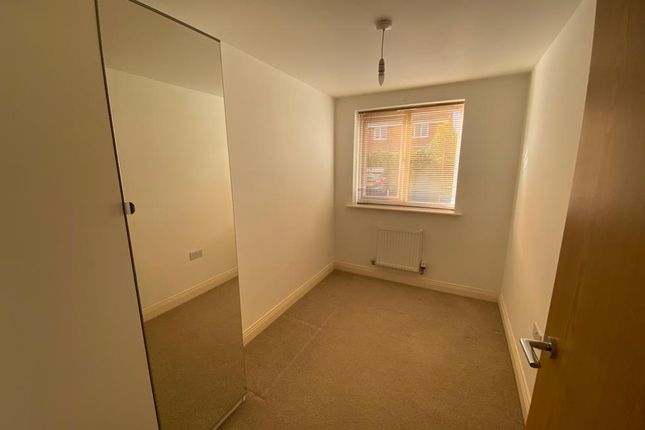 Flat to rent in New Inn Close, Buckshaw Village, Chorley