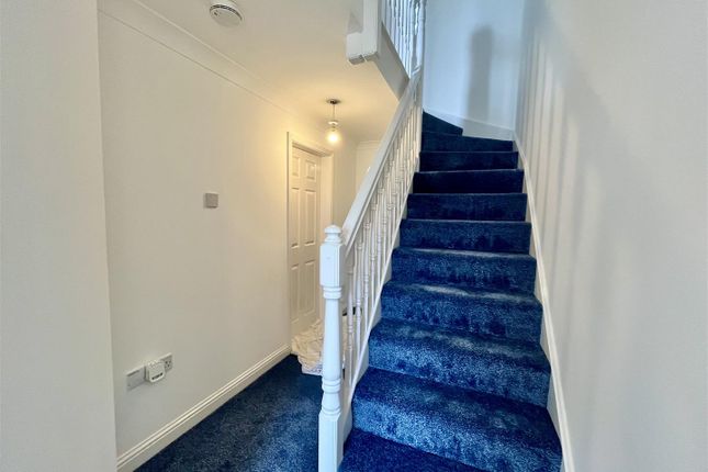 10, Colliers Field, Cinderford photo 4