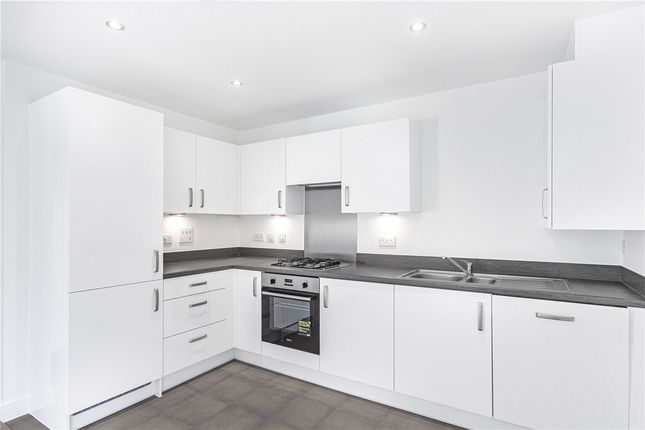 Flat for sale in Cambridge Road, Hitchin, Hertfordshire
