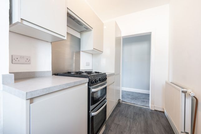 74, Ashgill Road, Glasgow photo 5