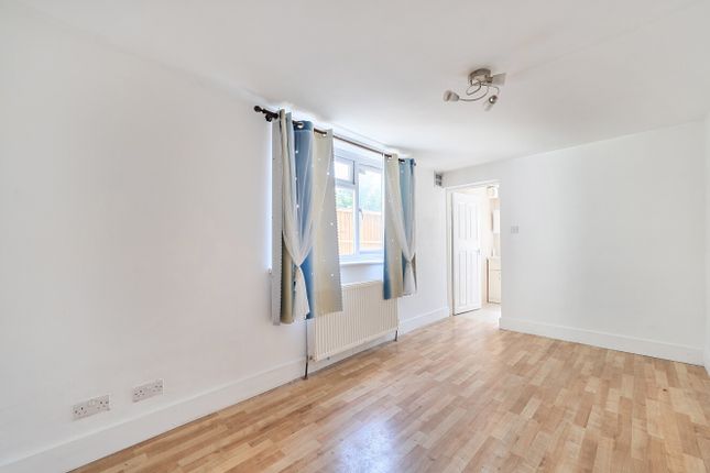 29A,, Great Elms Road, Bromley photo 4