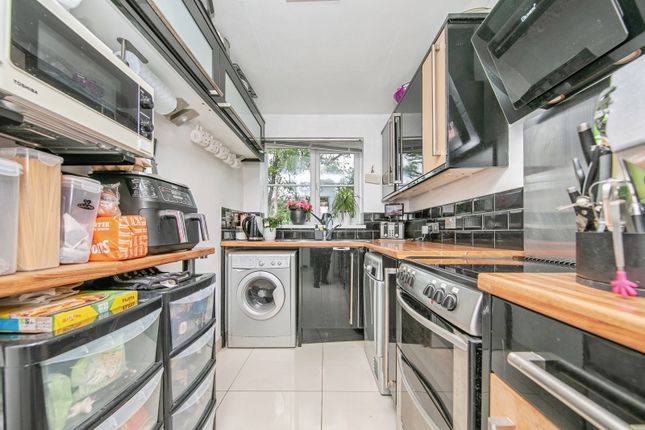 61, Pearse Way, Ipswich photo 3