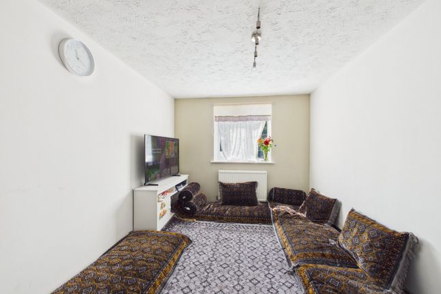 33, Rockall Court, Berkshire photo 2