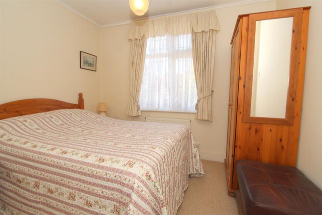 Bed 4.Jpg