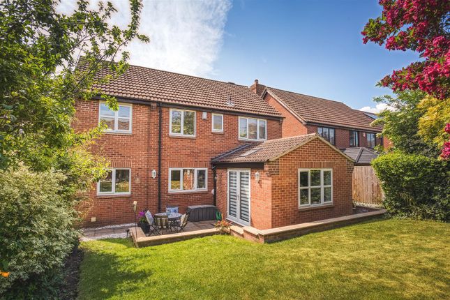 8, Otterburn Drive, Derby photo 3