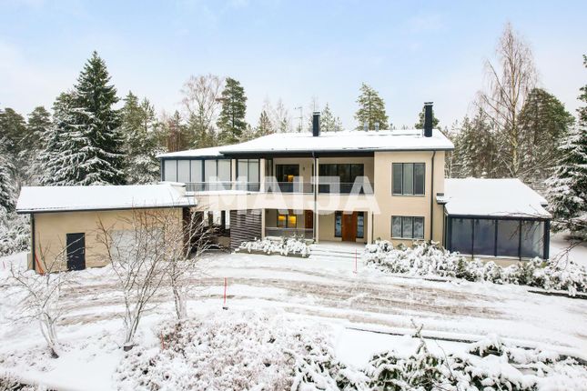 Thumbnail Detached house for sale in Stenkalvintie 130, Kirkkonummi, FI