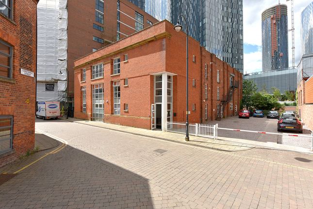 Office to let in 2nd Floor, Unit A, Commercial Wharf, 6 Commercial Street, Castlefield, Manchester