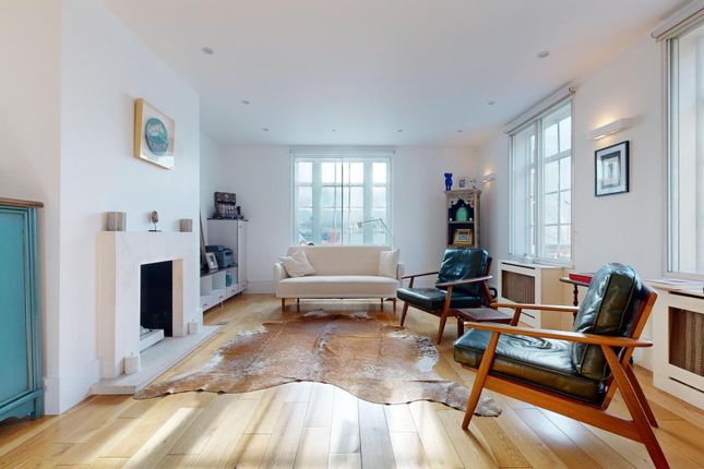 4-bed flat on 20 Phillimore Court, Kensington High Street, London, £2,500,000