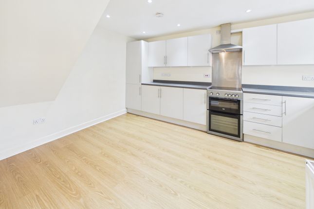 Summerwood Place, Dronfield photo 4