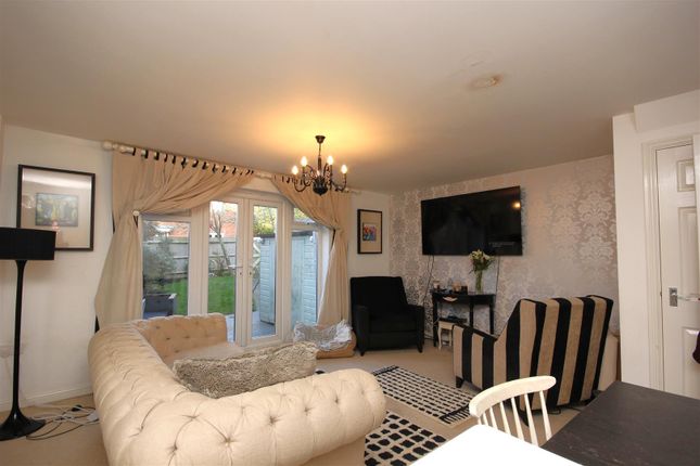 65, Patenall Way, Rushden photo 4