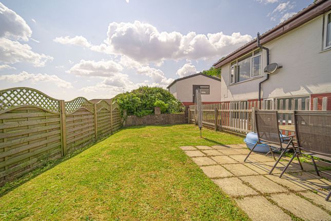 30 Glanwern Rise, Newport photo 2