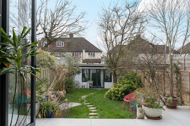 95, Hanover Road, London photo 3