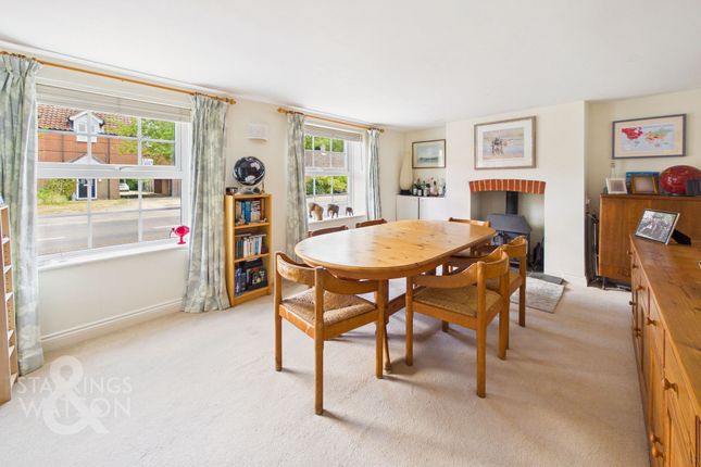 Sunnyside Farmhouse, 29 Market Street, Shipdham photo 4