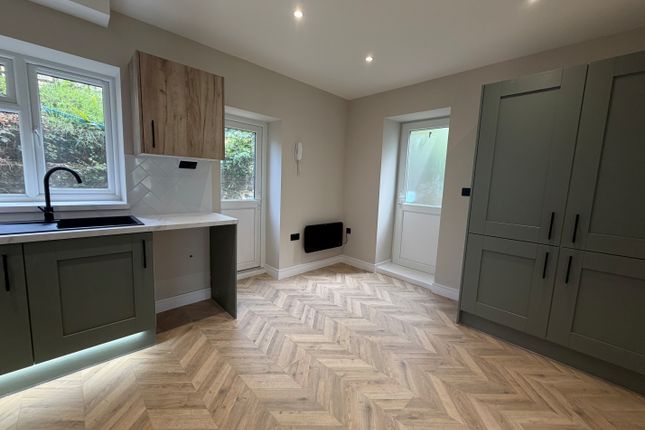 Flat 1, DOVER photo 4
