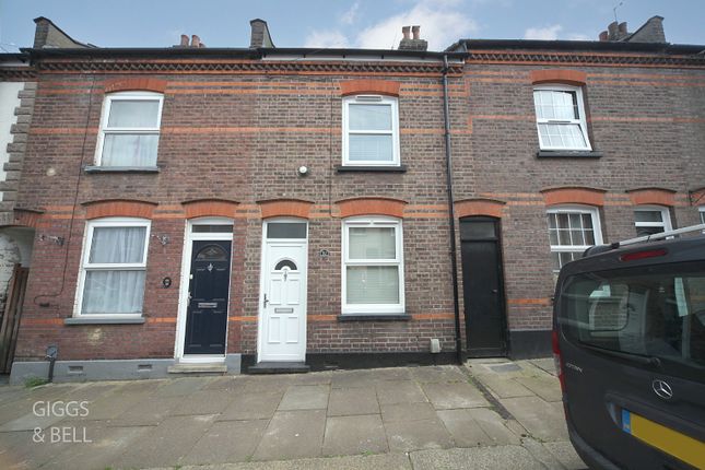 Terraced house for sale in Luton, Bedfordshire