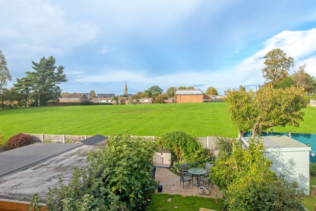 77 The Willows, Frodsham photo 4