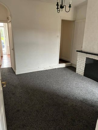 Terraced house to rent in Regent Street, Willenhall