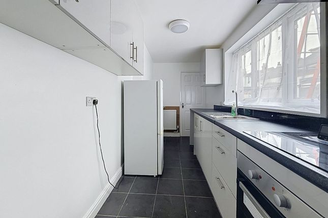 171 Leek Road, Stoke-on-Trent photo 4