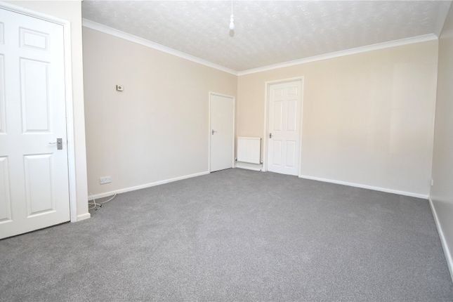 63, Sandringham Way, Camberley photo 3