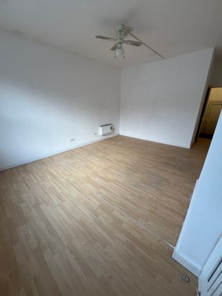 Thumbnail Duplex to rent in Wellgate, Rotherham