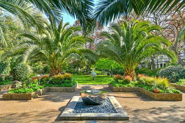 Eaton Square, London photo 4