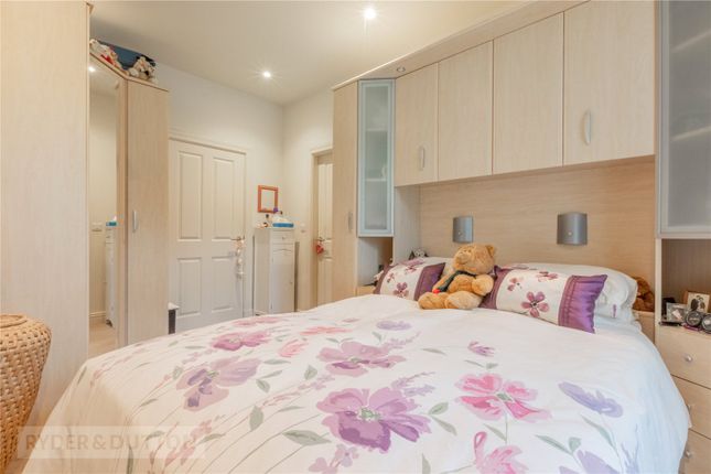 Flat for sale in Stainland Road, Holywell Green, Halifax, West Yorkshire