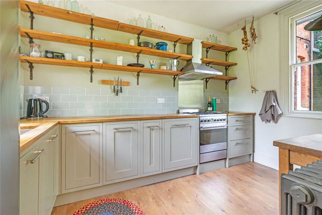 Maisonette for sale in The Cottage, Fitzroy House, 25 Lansdowne Road, Kent